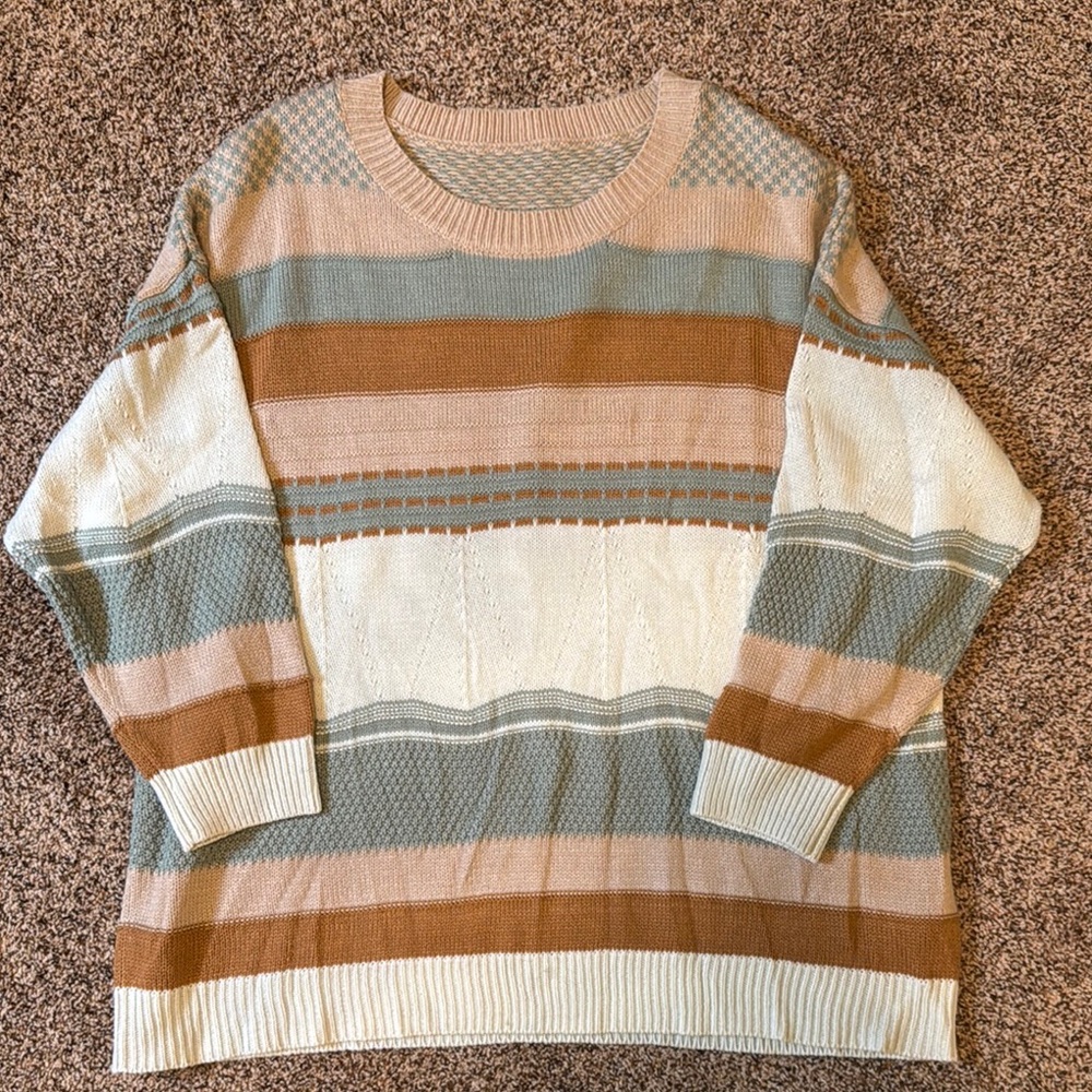 BloomChic Cream and Tan Sweater